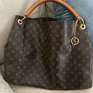 Louis Vuitton Monogram Artsy GM